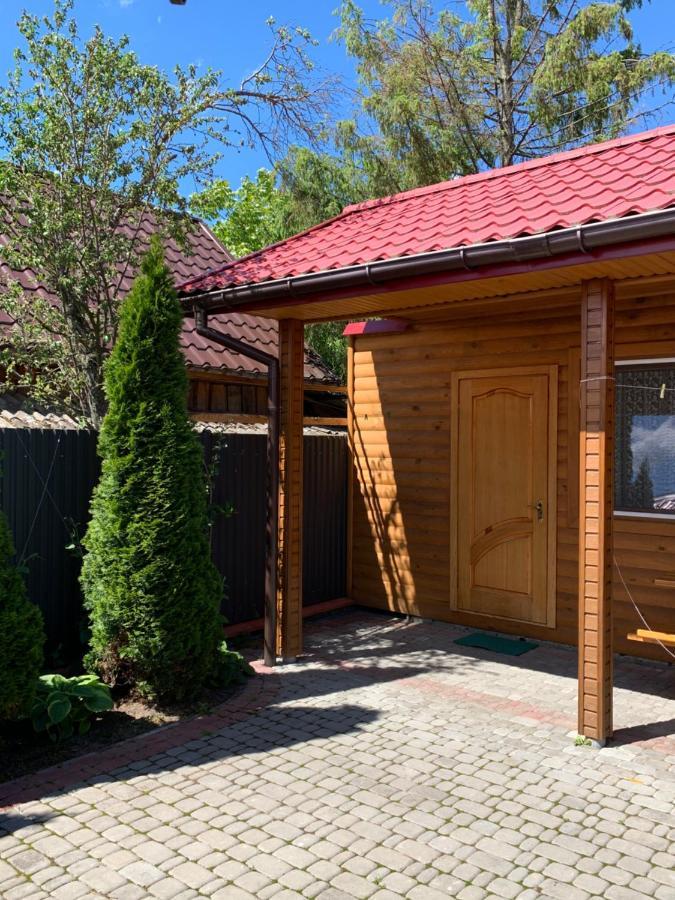 Комфортабельный Коттедж Bed & Breakfast Svityaz' Luaran gambar