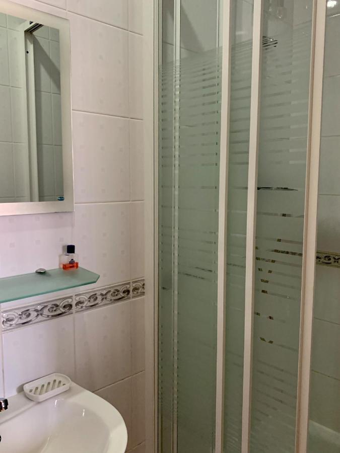 Комфортабельный Коттедж Bed & Breakfast Svityaz' Luaran gambar