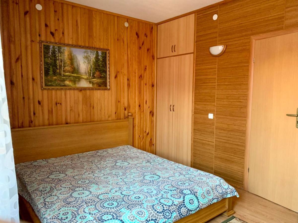 Комфортабельный Коттедж Bed & Breakfast Svityaz' Luaran gambar